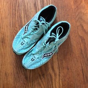 Saucony racing spikes